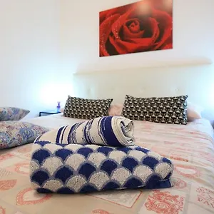 Home&sharm Reitani Dom wakacyjny Katania