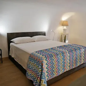 Appartement La Petite, Catane
